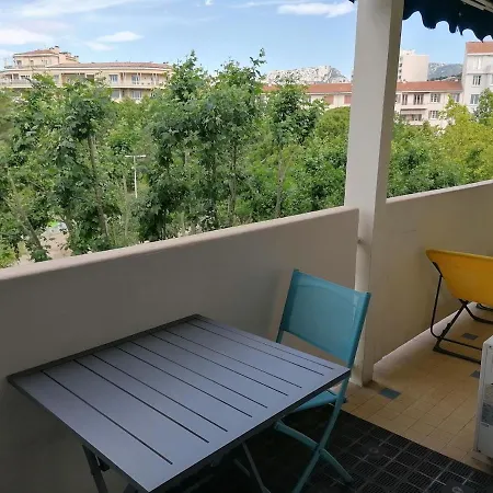 L'ideal Entre Centre Ville, Et Colline Apartman *